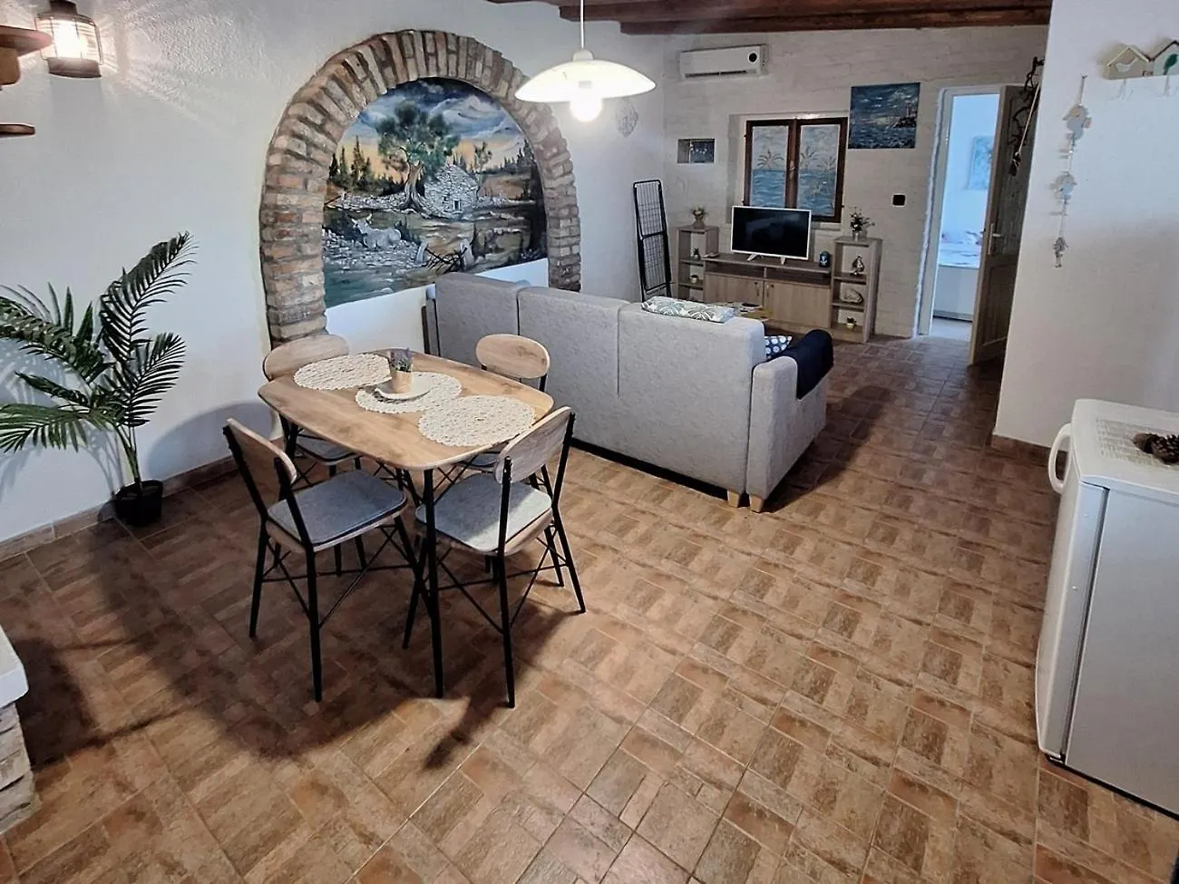 Apartments With A Parking Space Stinjan, Pula - 20693