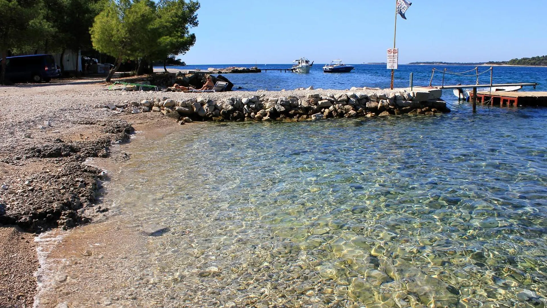 Apartments With A Parking Space Stinjan, Pula - 20693 Croatia